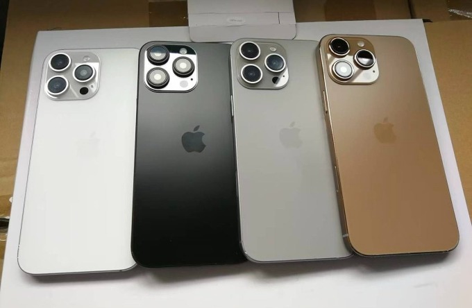 Những thay đổi được chờ đợi trên iPhone 16 Các màu mới được cho là iPhone 16 Pro. Ảnh: Sonny Dickson