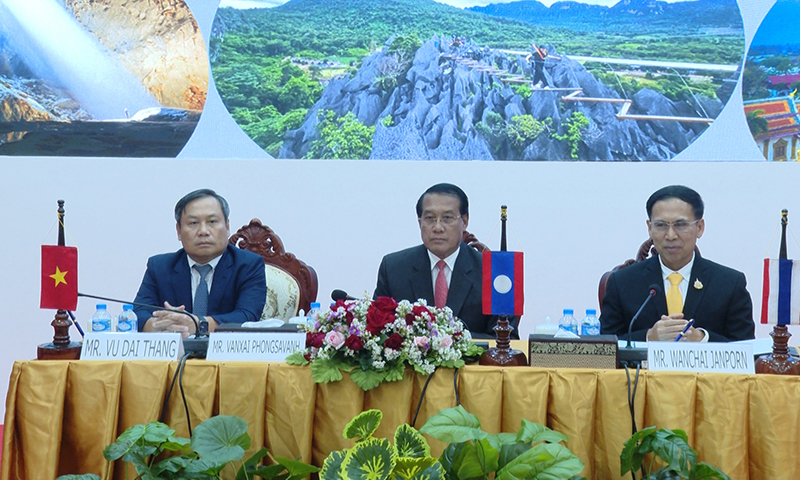 Hội nghị xúc tiến du lịch giữa ba tỉnh Quảng Bình, Khăm Muồn và Nakhon Phanom Đồng chí