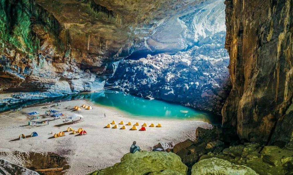 Hang động Quảng Bình nổi tiếng toàn cầu 1000057825.jpg