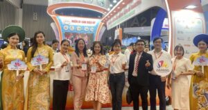 6 17255252419301998999329 0 0 1600 2560 crop 17255256301111947555743