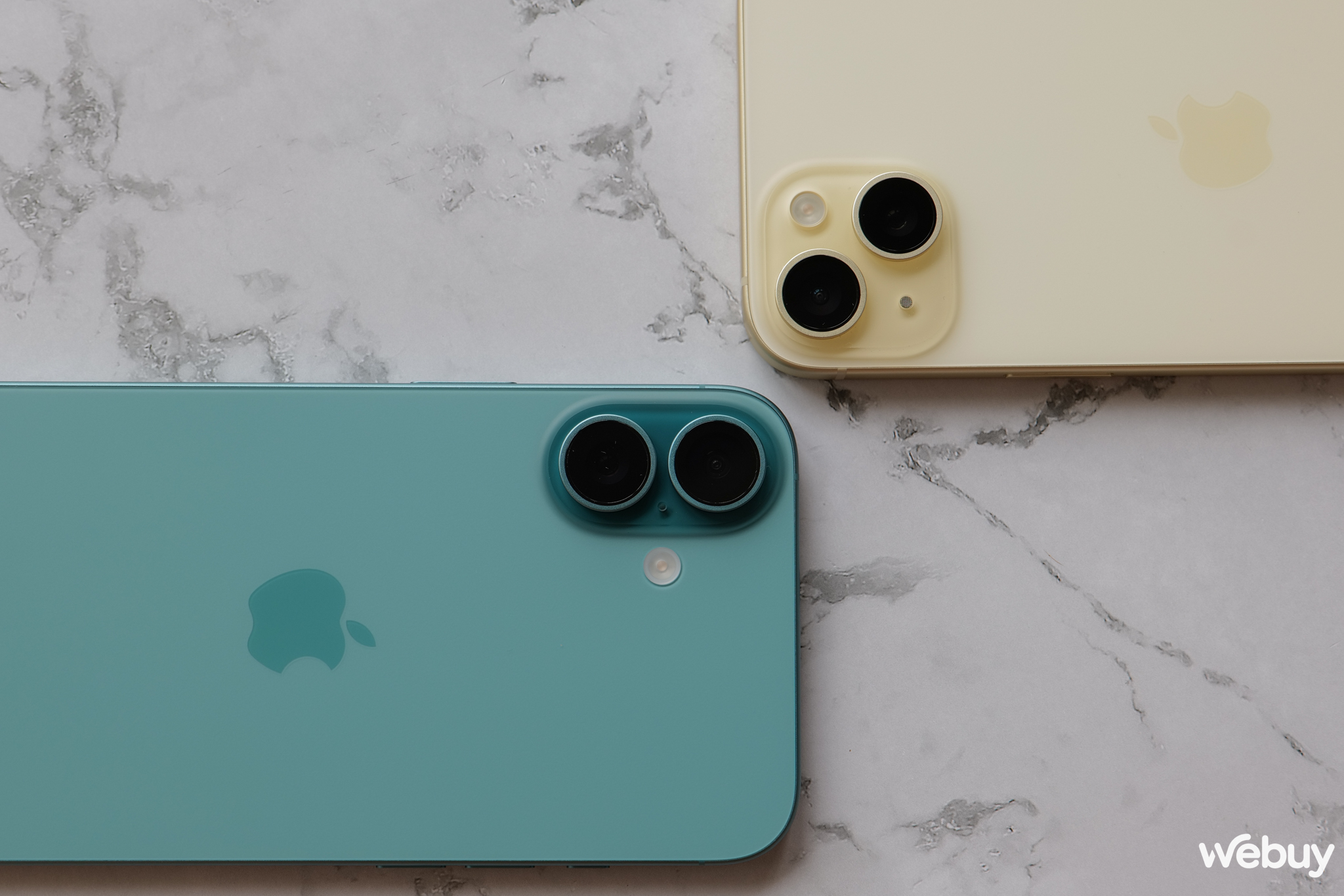 Trên tay iPhone 16 và iPhone 16 Plus chính hãng VN/A: Đây mới là chiếc iPhone đáng mua của năm nay, nhiều nâng cấp, có màu Trên tay iPhone 16 và iPhone 16 Plus chính hãng VN/A: Đây mới là chiếc iPhone đáng mua của năm nay, nhiều nâng cấp, có màu