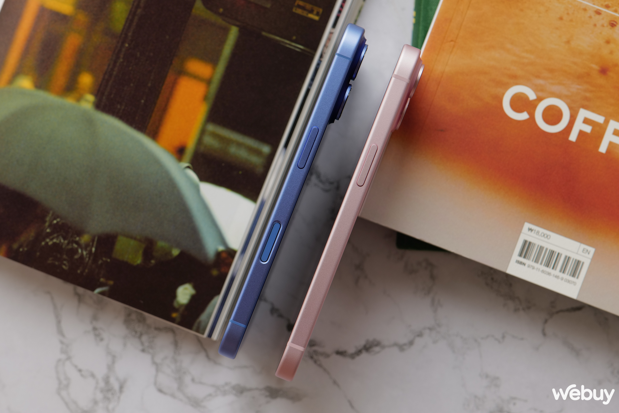 Trên tay iPhone 16 và iPhone 16 Plus chính hãng VN/A: Đây mới là chiếc iPhone đáng mua của năm nay, nhiều nâng cấp, có màu Trên tay iPhone 16 và iPhone 16 Plus chính hãng VN/A: Đây mới là chiếc iPhone đáng mua của năm nay, nhiều nâng cấp, có màu