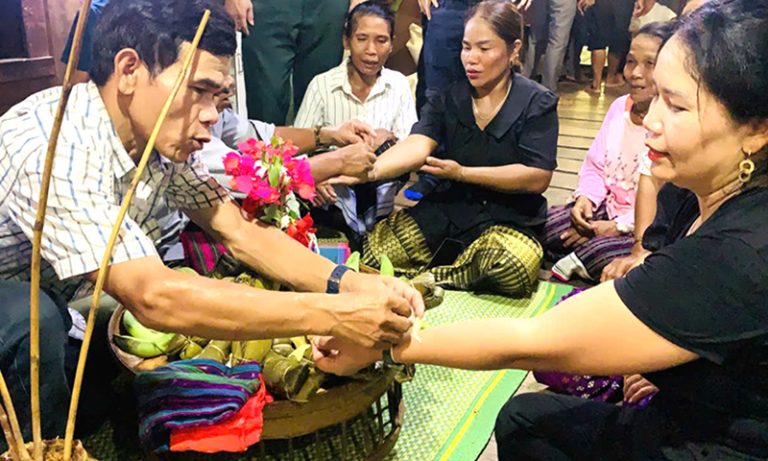 Khơi dậy tiềm năng du lịch vùng đồng bào dân tộc thiểu số