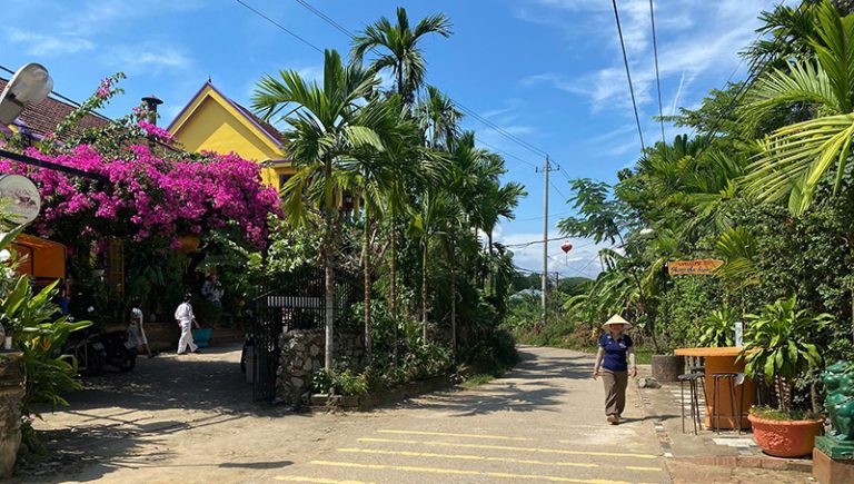 Nỗ lực xây dựng làng văn hóa du lịch-nông thôn mới nâng cao