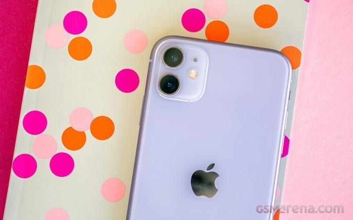 Chưa đầy 9 triệu, iPhone 11 xả kho rẻ như cho tháng 8, đủ mượt cho cơ bản, chụp đẹp như iPhone 16 iphone-11-gia-t5-6-1683629429-1694514492.jpg