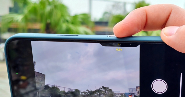 Ốp lưng nhái từ Trung Quốc sao chép nút Camera Control trên iPhone 16 series