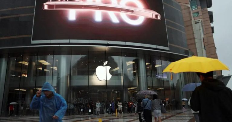 Các nhà bán lẻ lớn Trung Quốc lên kế hoạch giảm giá iPhone 16