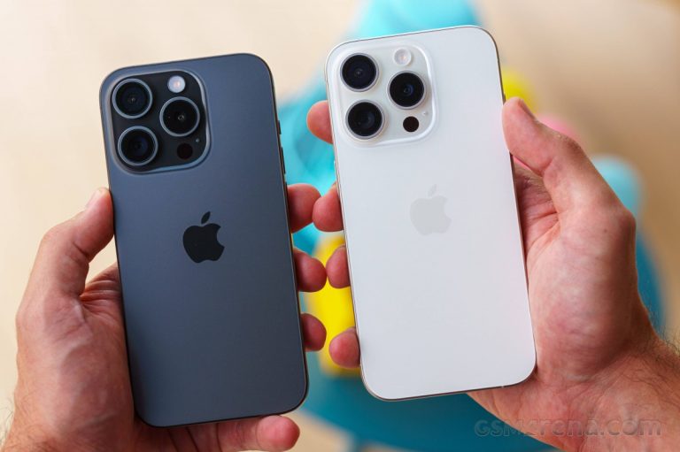 Đây là chiếc iPhone 3 mắt nhỏ gọn, hiệu năng khỏe, giá rẻ đáng mua nhất tháng 10