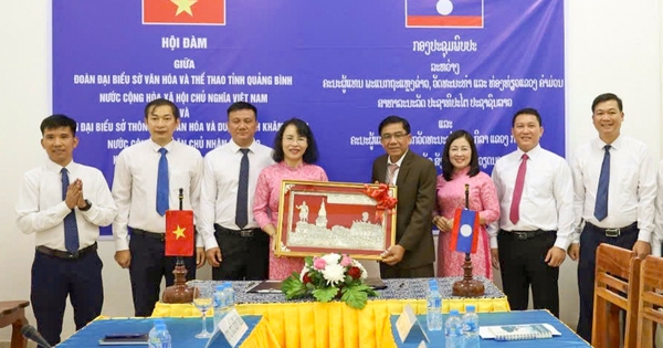 Tăng cường hợp tác lĩnh vực văn hoá giữa tỉnh Khăm Muồn (Lào) và tỉnh Quảng Bình