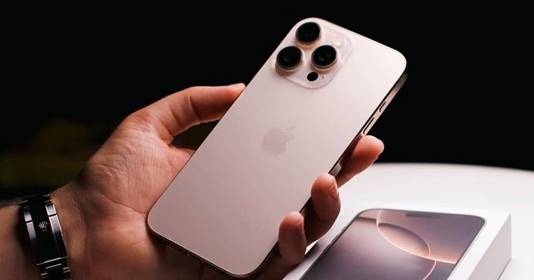 Một phiên bản iPhone 16 đang “cháy hàng” tại Việt Nam bao giờ mới có hàng trở lại?