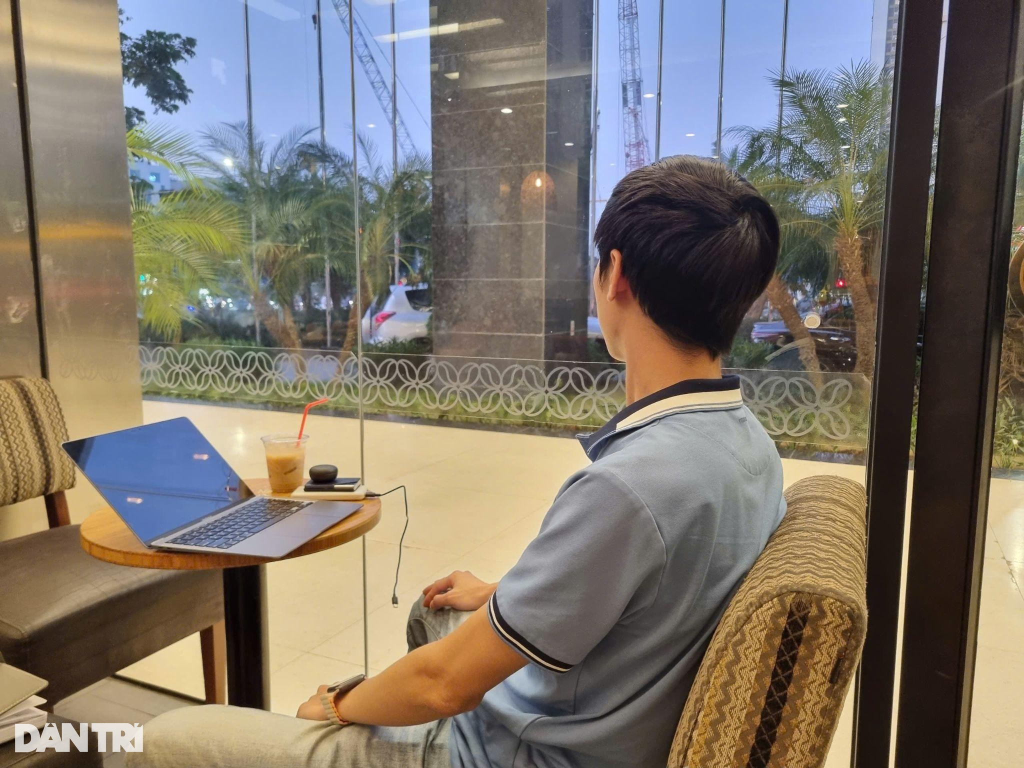 Người mua iPhone 16 nhận hộp rỗng: Apple gửi email mà không một lời xin lỗi - 2 Người mua iPhone 16 nhận hộp rỗng: Apple gửi email mà không một lời xin lỗi - 2