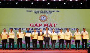 ea1fb40b1dcda493fddc 1728785376