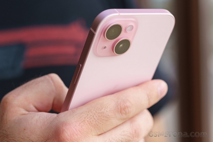 Đây là chiếc iPhone có bản màu hồng cực đẹp, bán chạy hơn cả iPhone 16, thiết kế vẫn là huyền thoại iphone 15 6