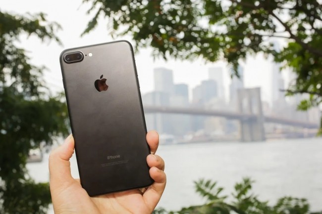 Bất ngờ với chất ảnh chiếc iPhone huyền thoại một thời, camera kép đỉnh nóc kịch trần hơn iPhone 16 iphone-7-plus-t4-6-21042023232003-1685420050.jpg