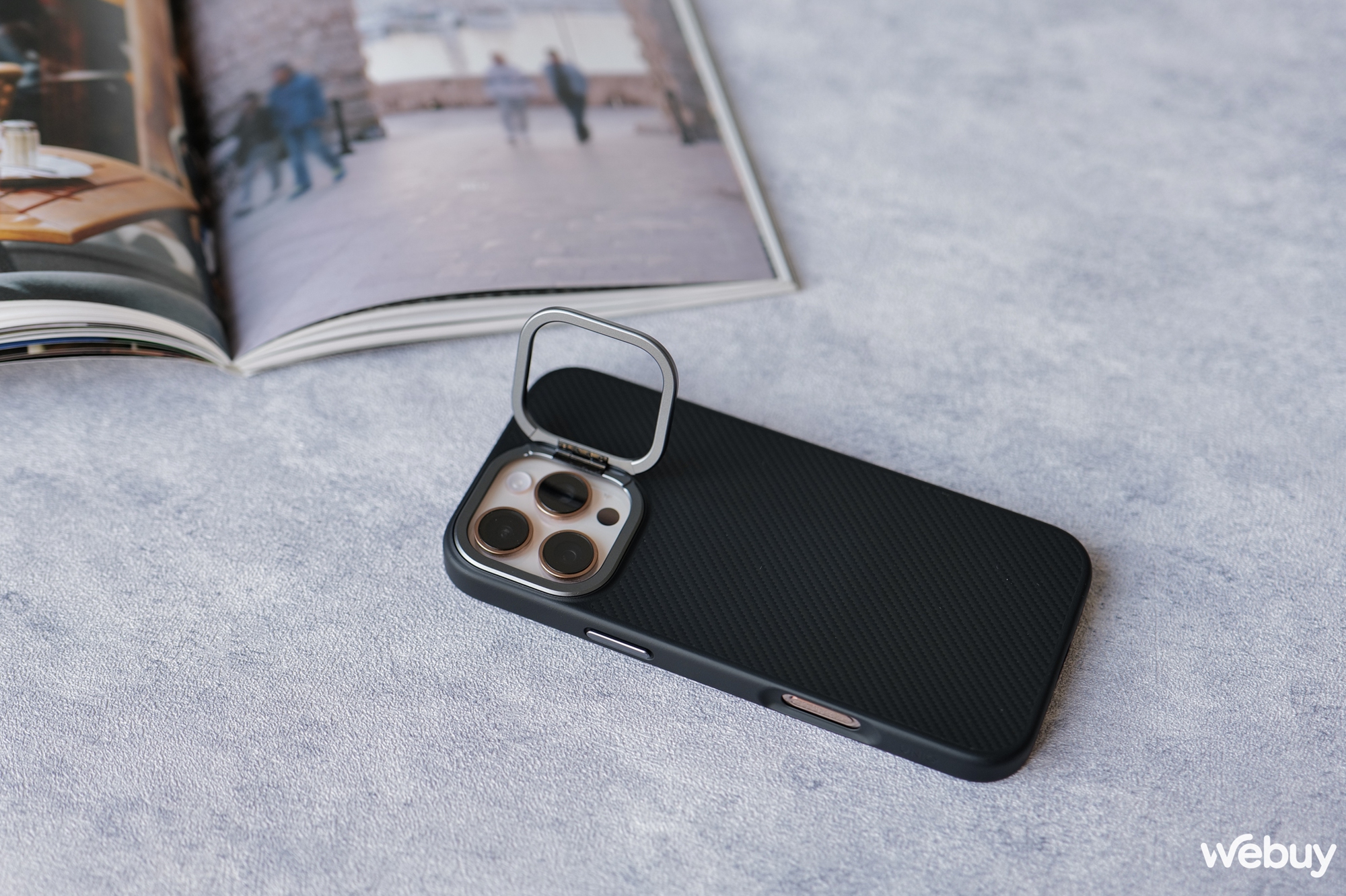 Ốp lưng iPhone 16 Pro Max cho người 'lowkey' thích sự bền bỉ- Ảnh 11. Ốp lưng iPhone 16 Pro Max cho người 'lowkey' thích sự bền bỉ- Ảnh 11.