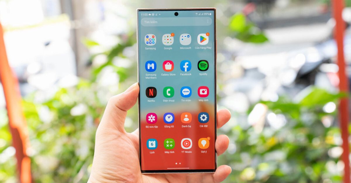 Galaxy S23 5G ra mắt 2 năm vẫn đối đầu iPhone 16 với giá hấp dẫn - Ảnh 2. Galaxy S23 5G ra mắt 2 năm vẫn đối đầu iPhone 16 với giá hấp dẫn - Ảnh 2.