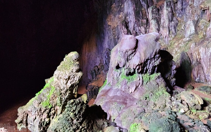 Có một "Sơn Đoòng" đẹp nao lòng giữa đại ngàn Pù Luông Có một "Sơn Đoòng" đẹp nao lòng giữa đại ngàn Pù Luông - 6