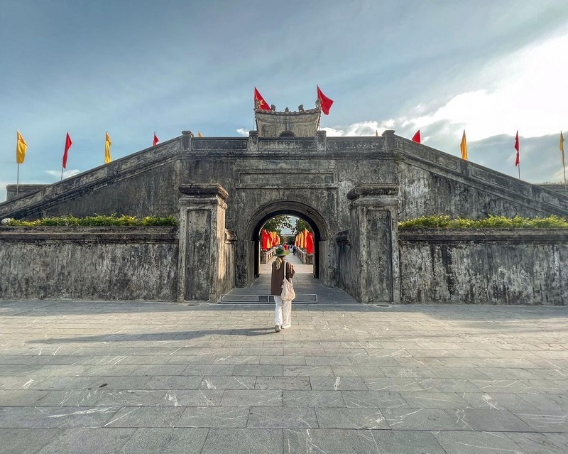 Hành trình về nơi ghi dấu lịch sử.