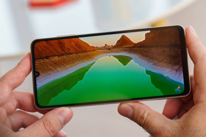 Đây là chiếc điện thoại Samsung giá chỉ 3 triệu, thiết kế cam kép đẹp như iPhone 16 Galaxy A06 19