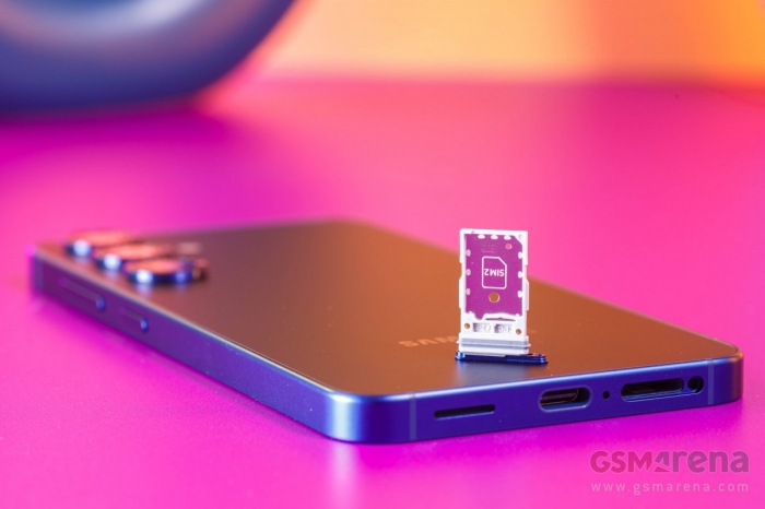 Galaxy S25 giá rẻ chưa từng có, top AI Phone rẻ nhất Việt Nam hiện nay, AI xịn vượt mặt iPhone 16 galaxy 16