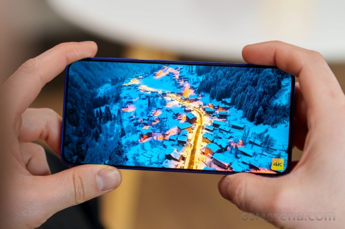 Galaxy S25 chạm mốc 18 triệu đồng, giá rẻ khiến iPhone 16 e dè, AI xịn vượt mặt iPhone 16 Pro Max galaxy 9