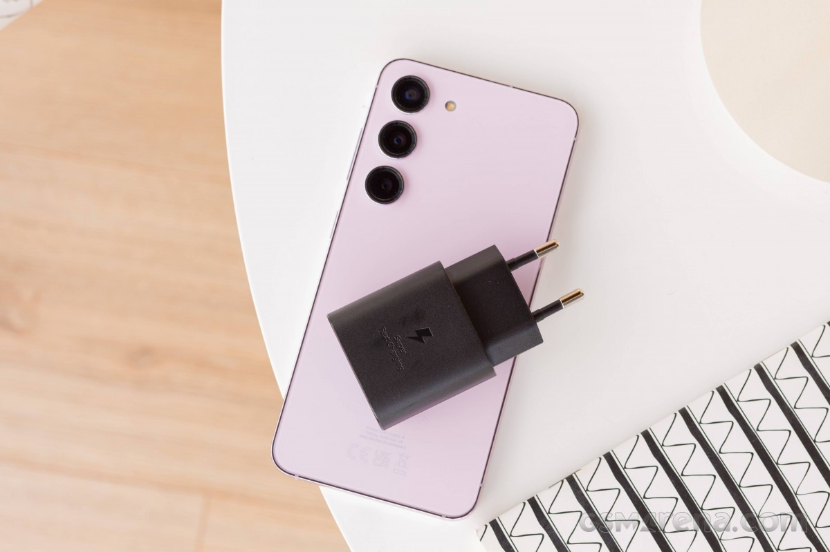 Galaxy S23 5G ngon bổ rẻ nhất tháng 8, trang bị sắc sảo hơn cả iPhone 16, dự kiến vẫn hơn iPhone 17 galaxy-s23-t5-9-1683355718.jpg