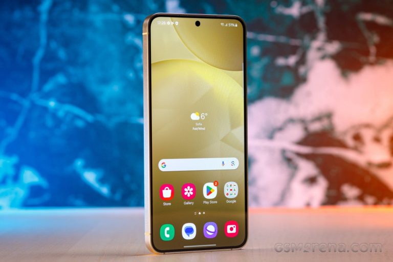 Galaxy S24 5G giá vẫn rẻ giữa tháng 8, AI xịn vượt mặt iPhone 16, giá tiết kiệm ngon bổ rẻ