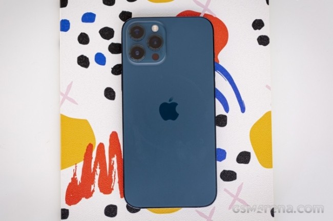 Giá iPhone 12 Pro Max tháng 8 dưới 10 triệu, iPhone Pro Max 3 mắt vừa rẻ vừa ngon ăn đứt iPhone 16 gia-iphone-12-pro-max-11-13022023170310-1691491920.jpg