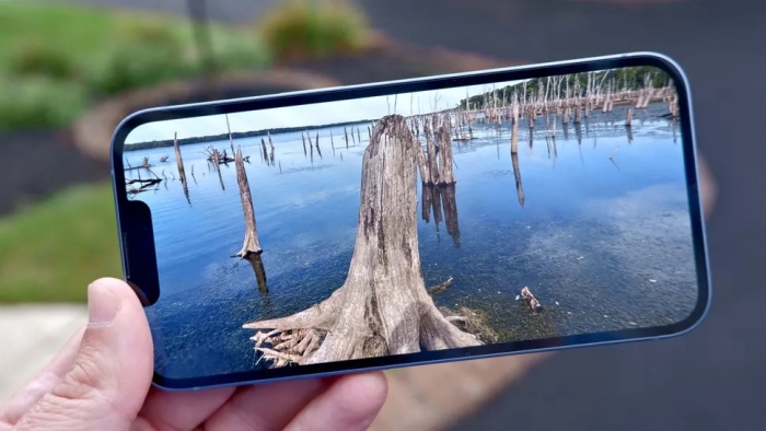 iPhone 14 rẻ như máy tầm trung, trang bị không quá lệch so với iPhone 16 vẫn đe nẹt Galaxy S25 iPhone 14 125 5