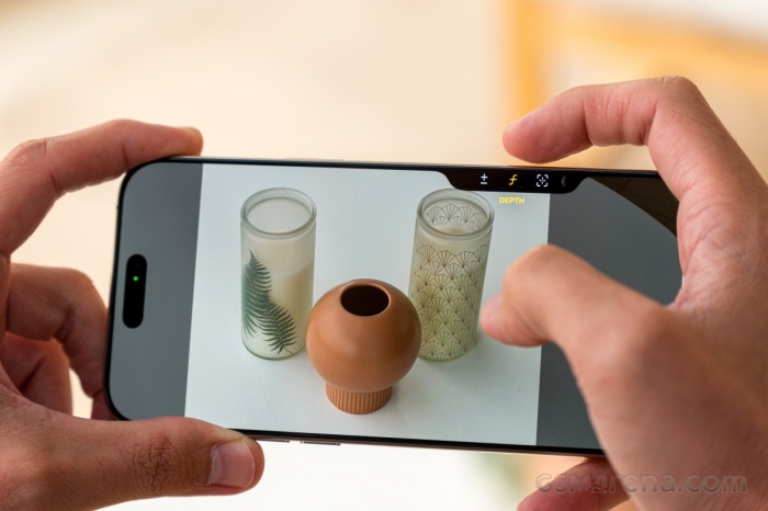 OnePlus Ace 6T rò rỉ, iPhone 16 Plus giá rẻ, Galaxy S24 Ultra giảm kỷ lục iPhone 16 Plus 13