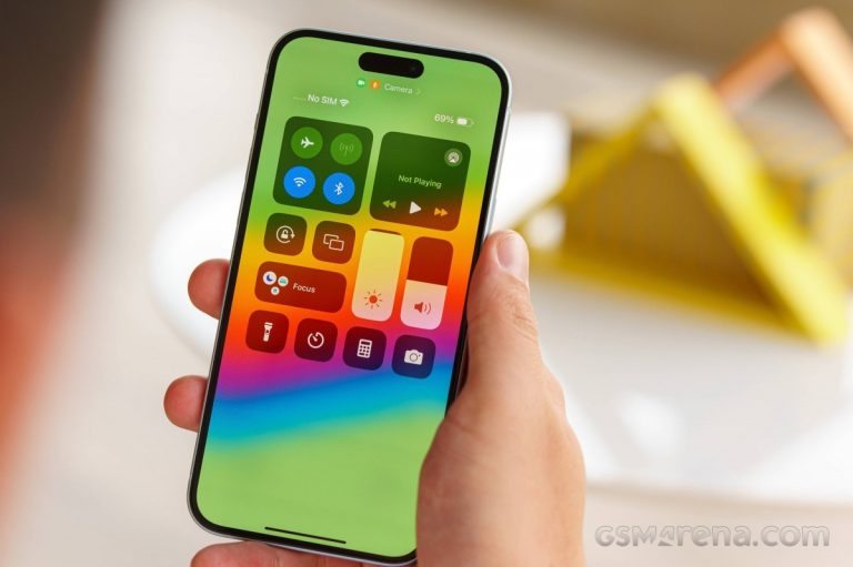 Đây là iPhone màn Dynamic Island lớn rẻ nhất Việt Nam, dùng chẳng kém gì iPhone 16 Pro Max