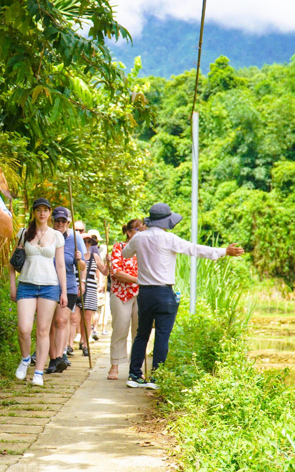 Có một "Sơn Đoòng" đẹp nao lòng giữa đại ngàn Pù Luông Có một "Sơn Đoòng" đẹp nao lòng giữa đại ngàn Pù Luông - 11