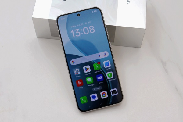 Đâu sẽ là khoản đầu tư xứng đáng dành cho bạn? OPPO Reno14 được trang bị màn hình lớn hơn, độ phân giải và tần số quét cao hơn