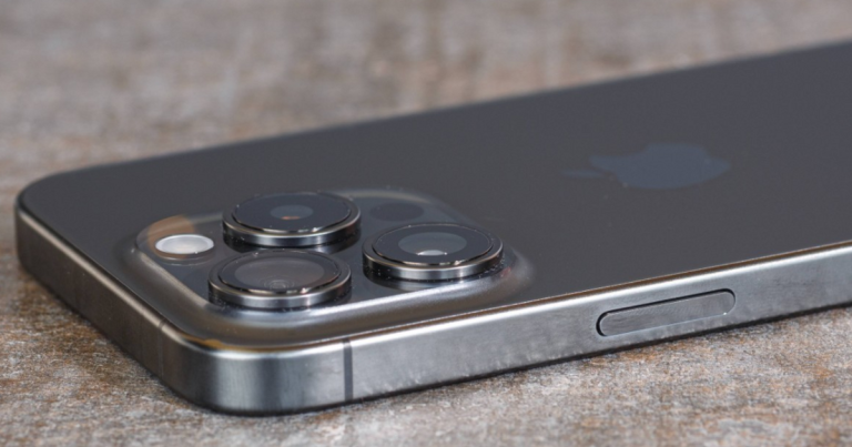 Trang bị xịn, hiệu năng đủ sức thách thức các phiên bản mới