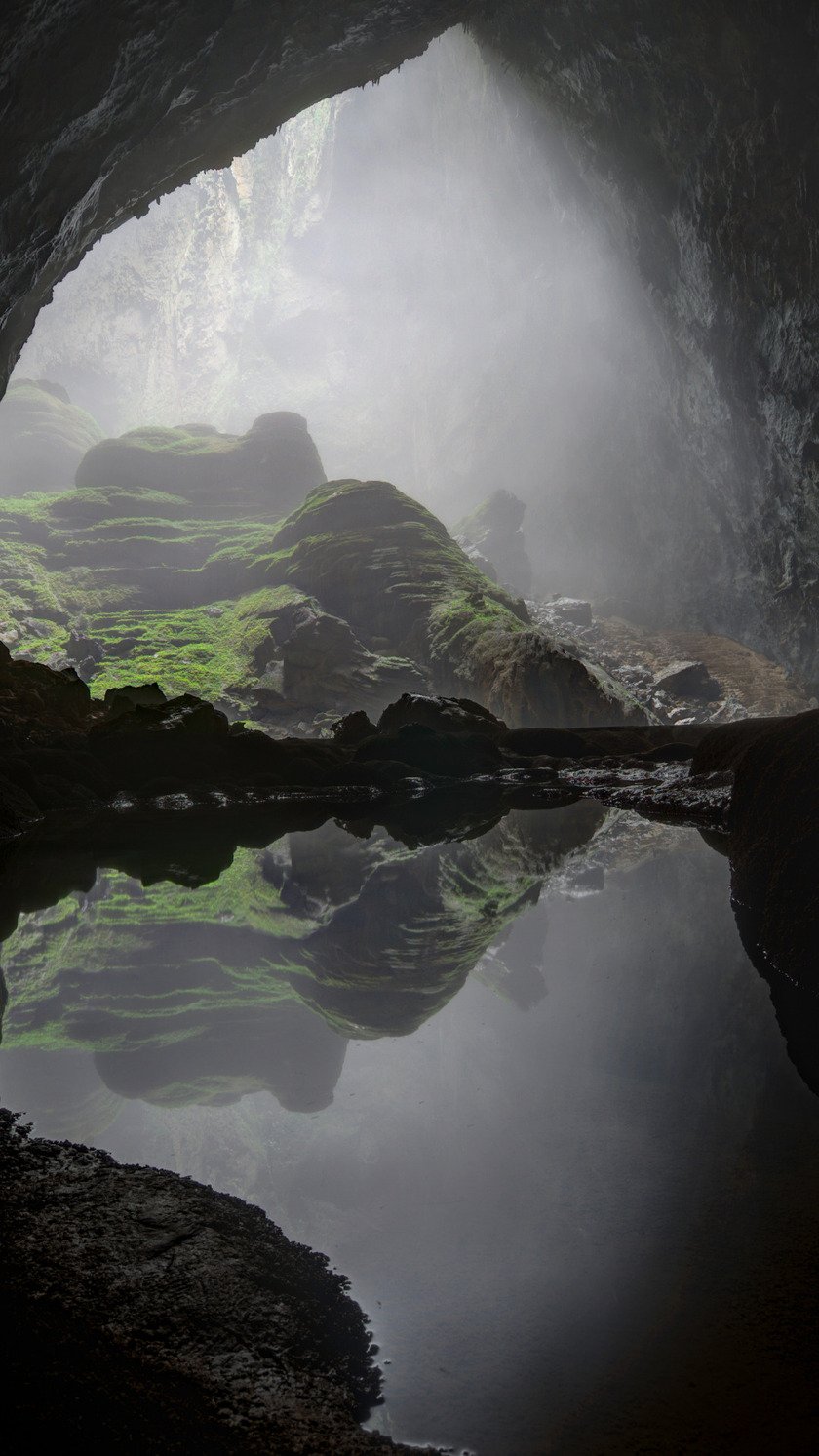 Hang động này có trần cao nhất khoảng 200m, rộng 150m, tổng chiều dài hơn 9km và thể tích đo được là 38,5 triệu mét khối.