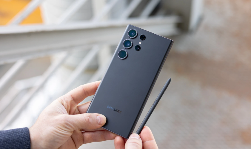 Rẻ hơn iPhone 16 Pro Max một nửa nhưng tính năng vẫn đỉnh Galaxy S23 Ultra