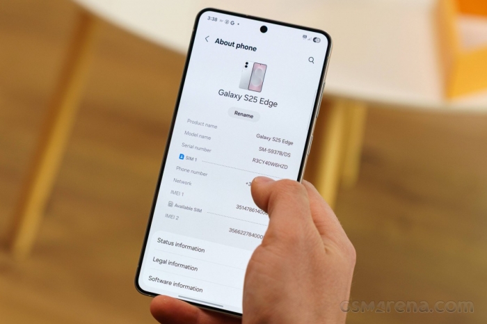 Galaxy S25 Edge giảm kỷ lục gần chục triệu đầu tháng 9, đại chiến iPhone 16 Pro Max