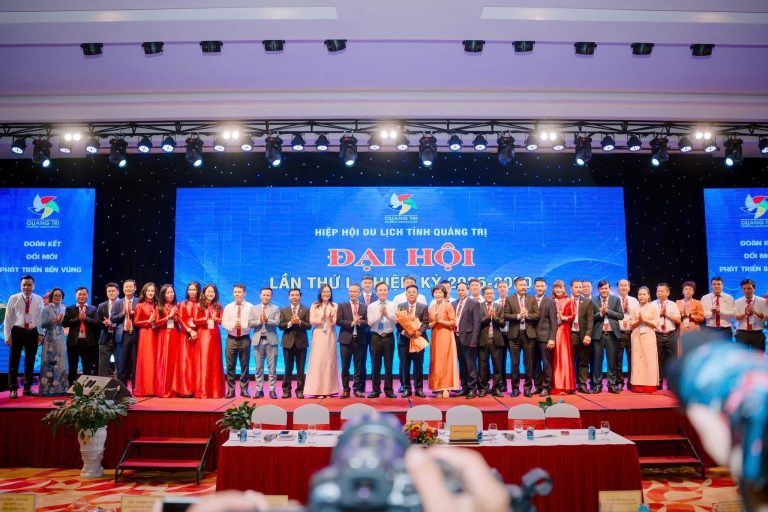 Bứt phá vận hội mới