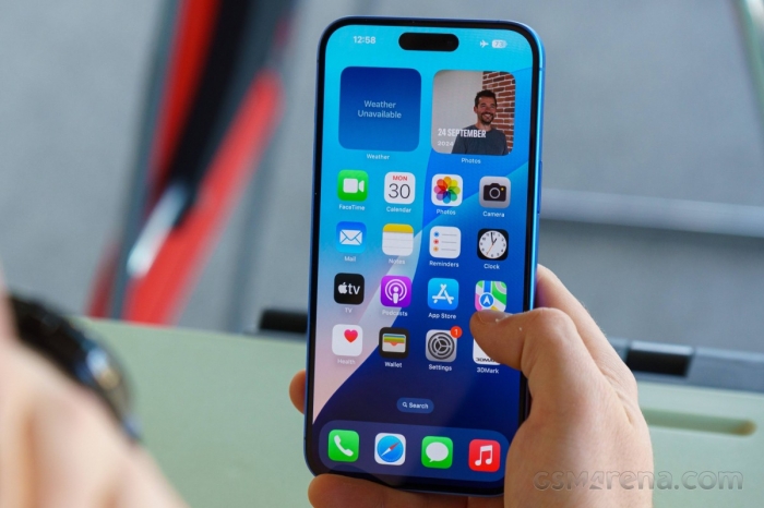 Giá iPhone 16 Plus cực rẻ đầu tháng 9, đuổi sát nút Galaxy S25 Plus, xả kho đón iPhone 17 Plus iPhone 16 Plus 4