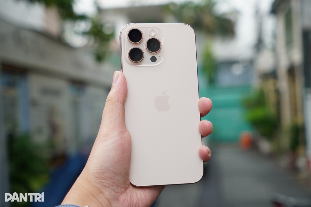 iPhone đời cũ giảm giá gần chục triệu đồng trước thời điểm ra mắt iPhone 17 - 1 iPhone đời cũ giảm giá gần chục triệu đồng trước thời điểm ra mắt iPhone 17 - 1