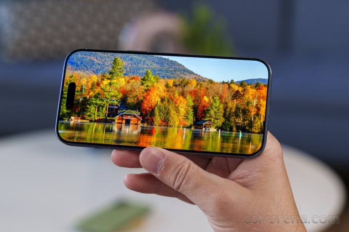 iPhone 17e lộ diện, iPhone 11 Pro cũ siêu rẻ, Galaxy S24 Ultra đại hạ giá 1761928684 23 iphone 12