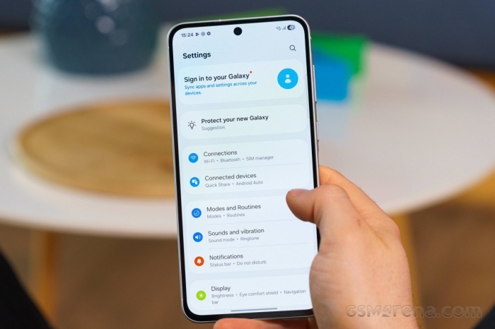 Bảng giá iPhone 16 Pro, Galaxy A56 5G hấp dẫn, Redmi Note 14 Pro+ giảm sâu galaxy 10