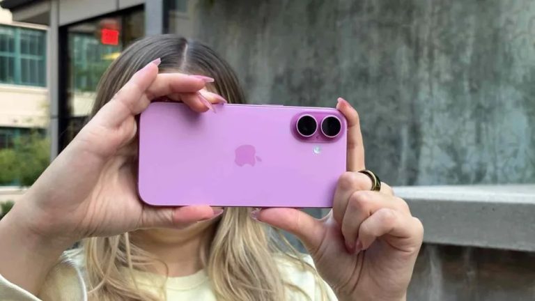 Hạ giá sâu chưa từng thấy, kèm iPhone 17 về màn nhưng rẻ hơn rất nhiều