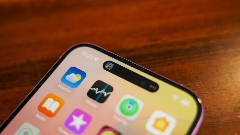 iPhone 16 Plus màn hình bao nhiêu Hz? Nên mua hàng mới hay cũ