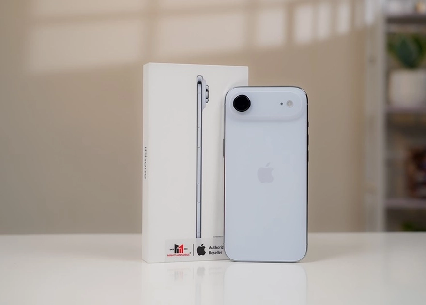 iPhone 16 Pro Max lên đời iPhone Air: Nên hay không? iPhone 16 Pro Max lên đời iPhone Air: Nên hay không?