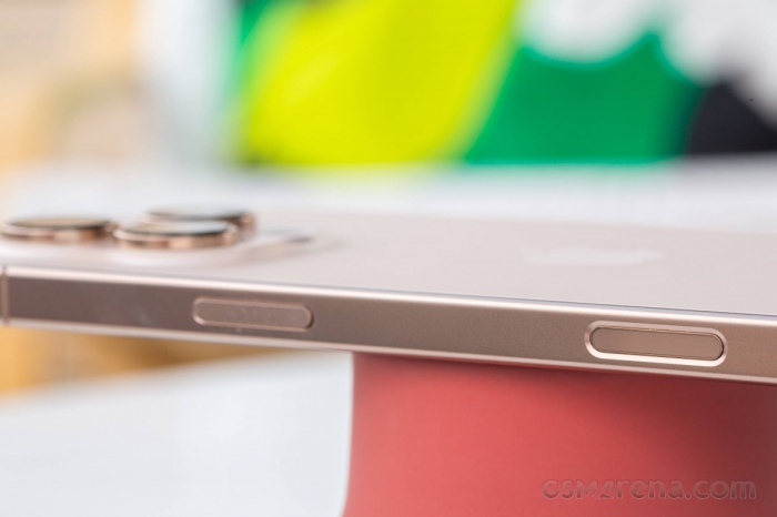 Giá iPhone 16 Pro Max rẻ kỷ lục, giảm mạnh chưa từng có, thấp hơn iPhone 17 Pro Max gần 10 triệu đồng dù xịn chẳng kém - Ảnh 6. Giá iPhone 16 Pro Max rẻ kỷ lục, giảm mạnh chưa từng có, thấp hơn iPhone 17 Pro Max gần 10 triệu đồng dù xịn chẳng kém - Ảnh 6.