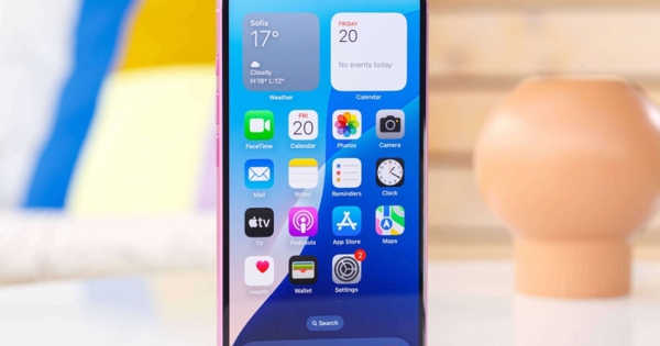 Giá iPhone 15, iPhone 16 giảm sâu, xứng danh 2 iPhone sạc type-c rẻ nhất, xịn chẳng kém iPhone 17