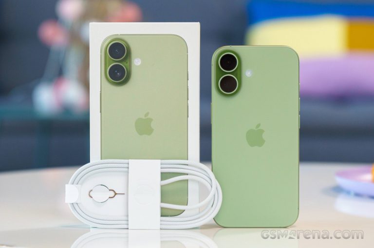 iPhone 17 bắt đầu giảm khủng chưa từng thấy sau hơn 1 tháng mở bán, hấp dẫn hơn nhiều iPhone 16