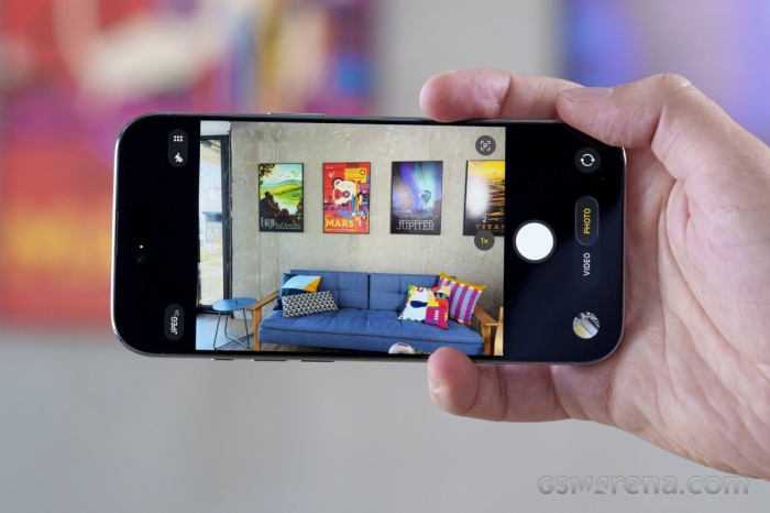 iPhone 17e lộ diện, iPhone 11 Pro cũ siêu rẻ, Galaxy S24 Ultra đại hạ giá iphone 17