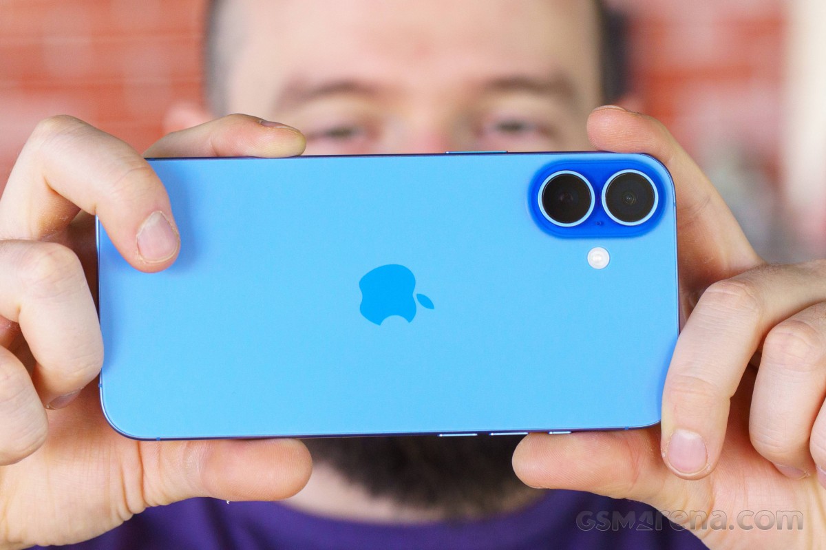 iphone 18102025153201